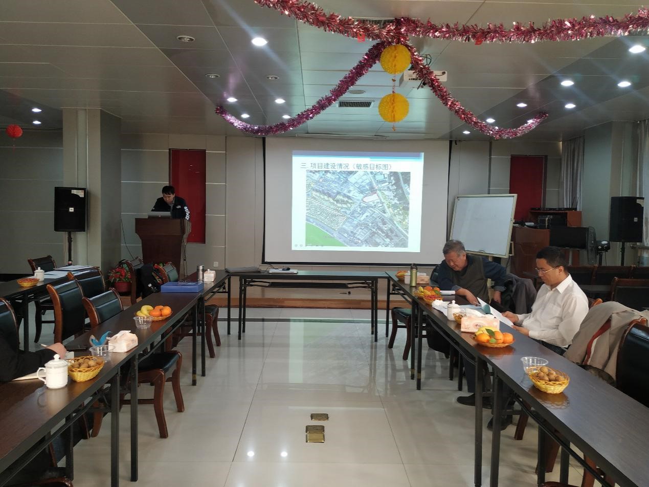 評(píng)審會(huì).jpg 評(píng)審會(huì).jpg